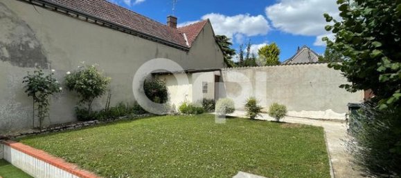 2 bedrooms House in La Couture-Boussey, France No. 358717 2