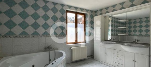 2 bedrooms House in La Couture-Boussey, France No. 358717 13