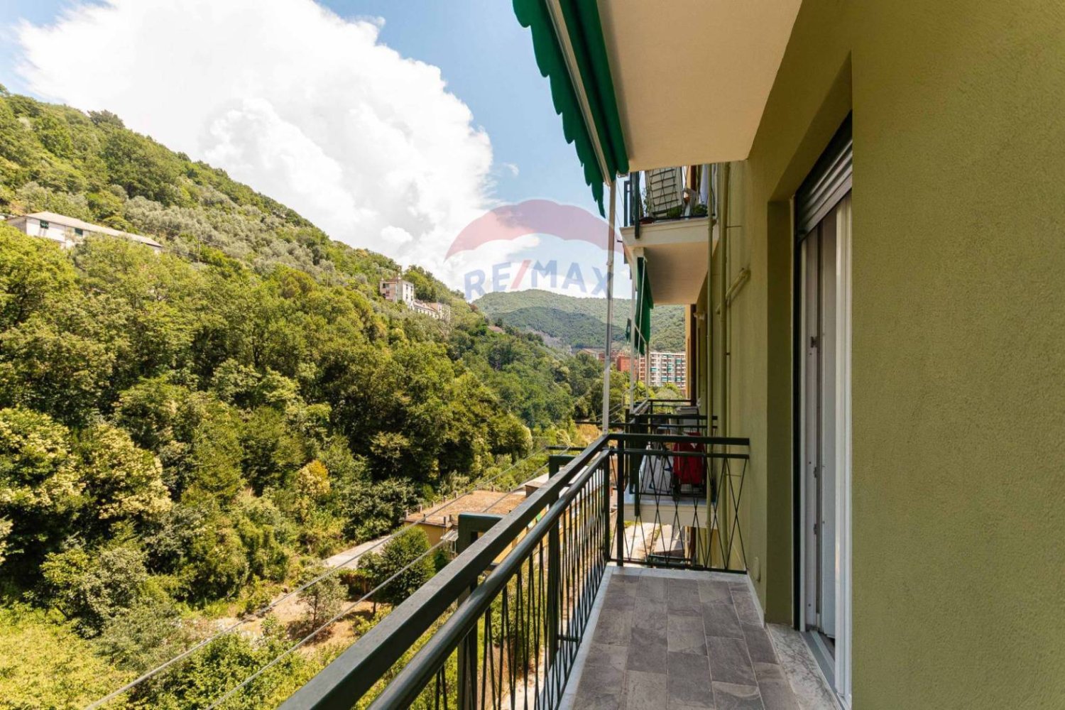 2 bedrooms Apartment in Genoa, Italy No. 299253