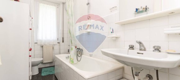 2 bedrooms Apartment in Genoa, Italy No. 299253 10