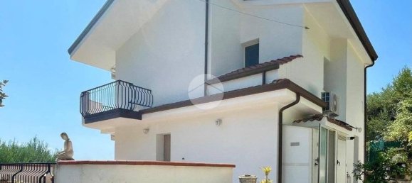 Villa T4 em Santa Marina, Italy N.º 79917 2