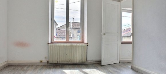 3 Schlafzimmer Stadthaus in Tilly-sur-Meuse, France, Nr. 258509 4