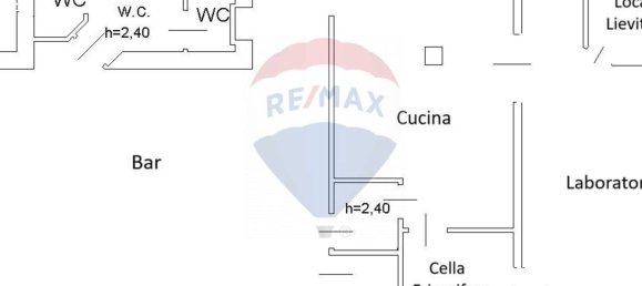 3 rooms Commercial property in Rome, Italy No. 295037 22