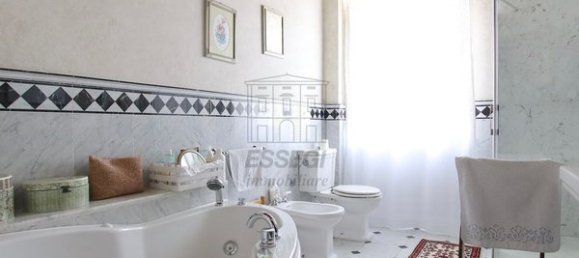 20 rooms Villa in Montecarlo, Italy No. 191158 51