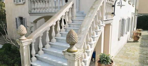 20 rooms Villa in Montecarlo, Italy No. 191158 15