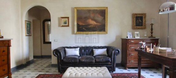 20 rooms Villa in Montecarlo, Italy No. 191158 27
