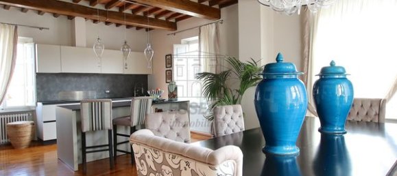 20 rooms Villa in Montecarlo, Italy No. 191158 13