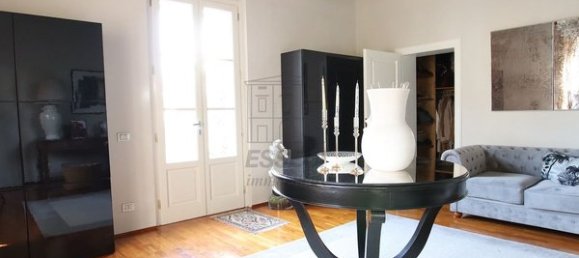 20 rooms Villa in Montecarlo, Italy No. 191158 3