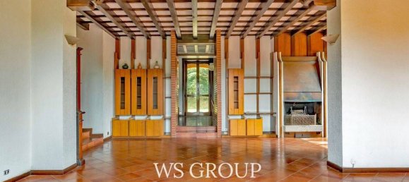 5 bedrooms Villa in Casatenovo, Italy No. 296869 11