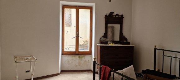 5 rooms Apartment in Lugnano in Teverina, Italy No. 149514 2