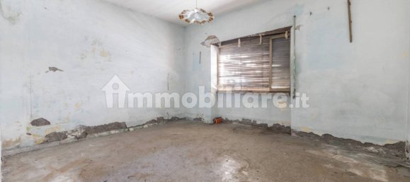 Apartamento de 2 dormitorios en Latina, Italy No. 257557 8