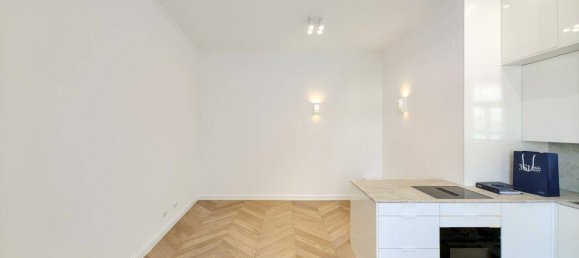 Ático de 2 habitaciónes en Alsergrund, Austria No. 229298 2