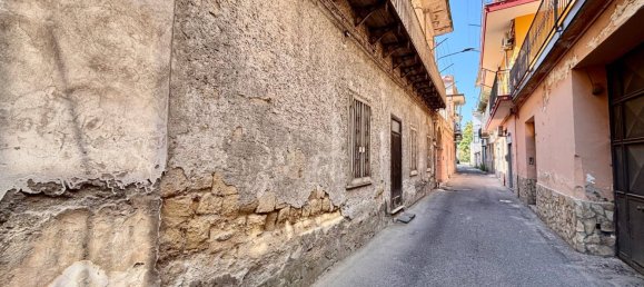 Casa de 5 divisões em Casandrino, Italy N.º 319286 16