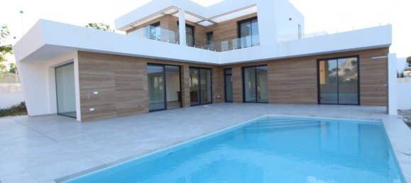 4 bedrooms Villa in Calpe, Spain No. 9044 2