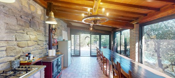 2 Schlafzimmer Haus in Vicchio, Italy, Nr. 200461 50