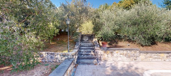 2 Schlafzimmer Haus in Vicchio, Italy, Nr. 200461 10