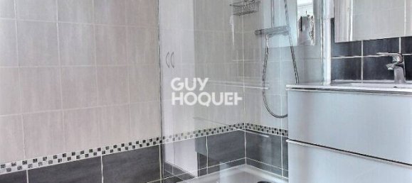 Квартира с 2 спальнями в Морёпа, Франция № 187197 5