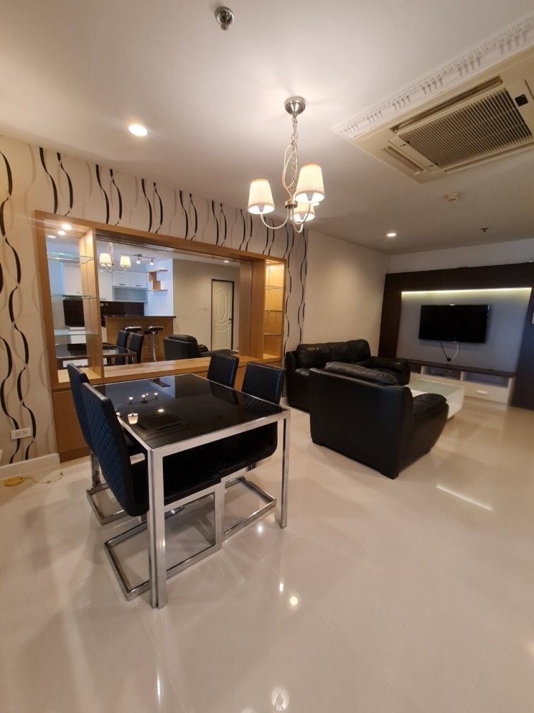 Apartamento em condomínio em Watthana, Thailand N.º 73828