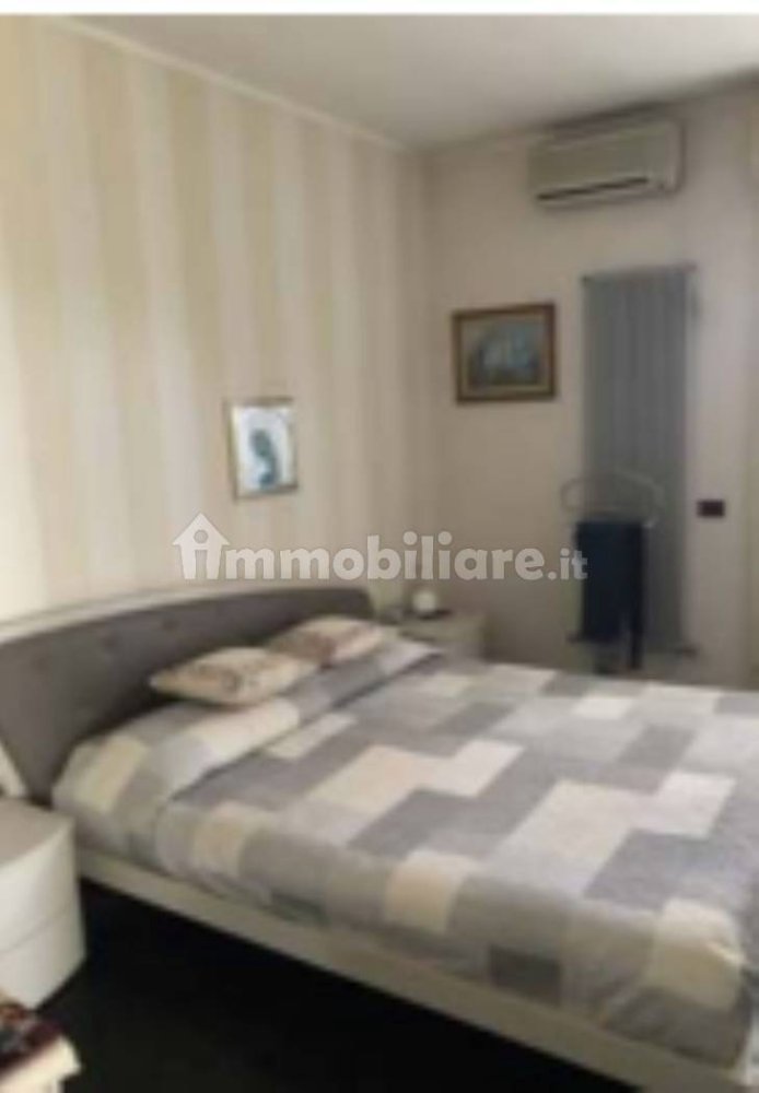 3 Schlafzimmer Wohnung in Vigevano, Italy, Nr. 196892