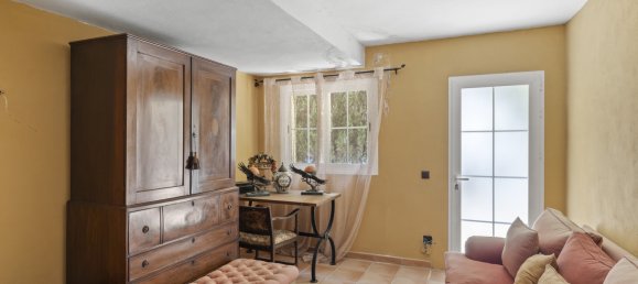 5 Schlafzimmer Villa in El Paraiso, Spain, Nr. 3033 15