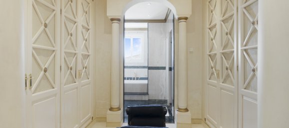 5 Schlafzimmer Villa in El Paraiso, Spain, Nr. 3033 6