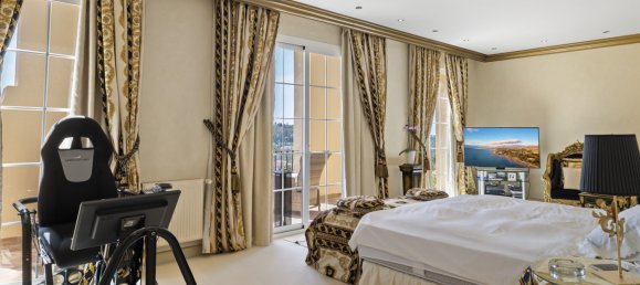 5 Schlafzimmer Villa in El Paraiso, Spain, Nr. 3033 19