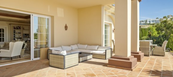 5 Schlafzimmer Villa in El Paraiso, Spain, Nr. 3033 29