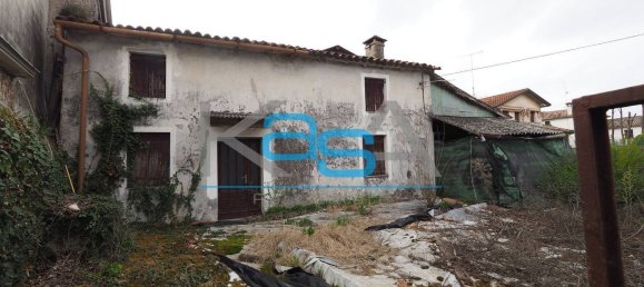 4 rooms Apartment in Vazzola, Italy No. 219316 13