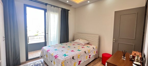 Apartamento 4+1 em Mezitli, Turkey N.º 16665 3