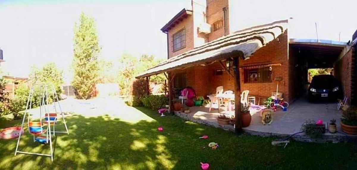 3 bedrooms House in Marcos Paz, Argentina No. 58822