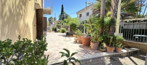 Villa T8 em Santa Flavia, Italy N.º 375096 25