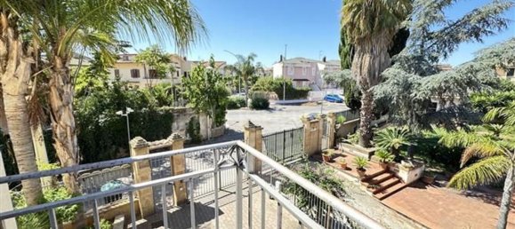 Villa T8 em Santa Flavia, Italy N.º 375096 11