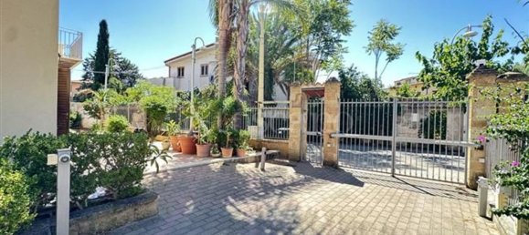 Villa T8 em Santa Flavia, Italy N.º 375096 22