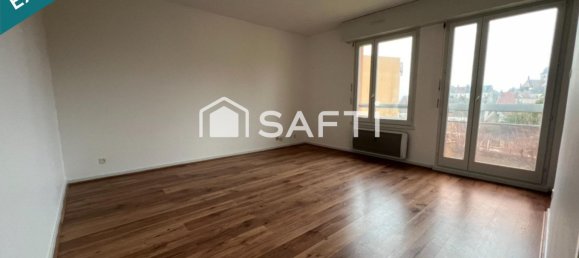 3-salle Appartement à Gray, France No. 206023 5