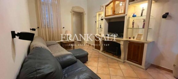 Квартира с 3 спальнями в Хамрун, Мальта № 11434 5