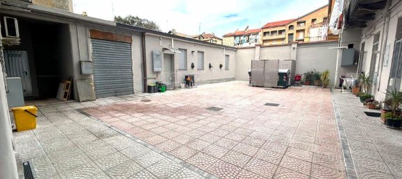 2 rooms Apartment in Turin, Italy No. 28209 16