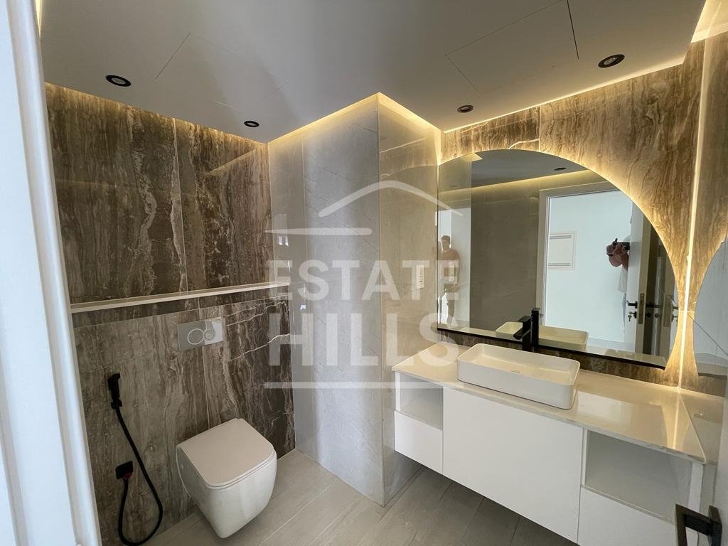 3 bedrooms Apartment in Remraam, UAE No. 6833