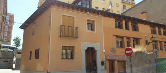 Propiedad comercial en Segovia, Spain 240 m² No. 26420 18