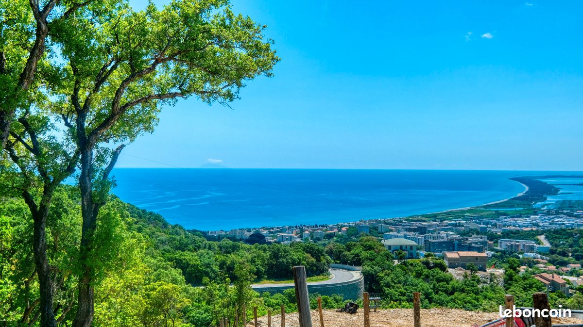  قطعة أرض في Bastia, France 1095متر مربع رقم 64925