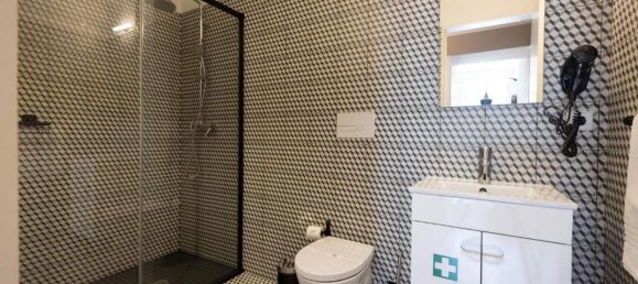 417m² Building in Porto, Portugal No. 136457 19