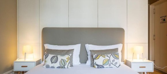 417m² Building in Porto, Portugal No. 136457 20