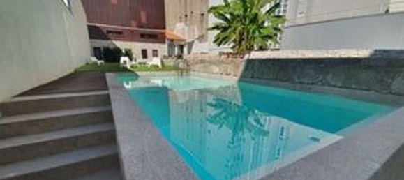 417m² Building in Porto, Portugal No. 136457 5