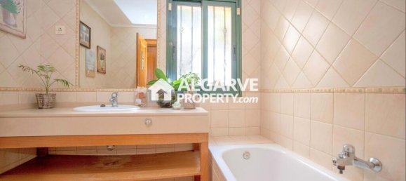 4 Schlafzimmer Doppelhaus in Quarteira, Portugal, Nr. 306344 19