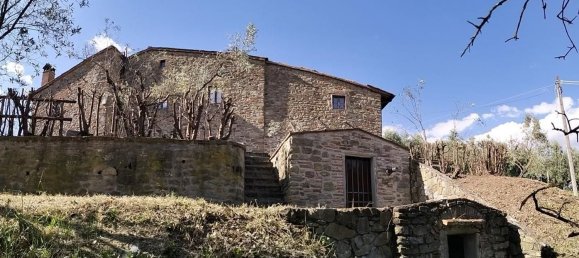 Casa de 7 habitaciónes en Carmignano, Italy No. 174315 2