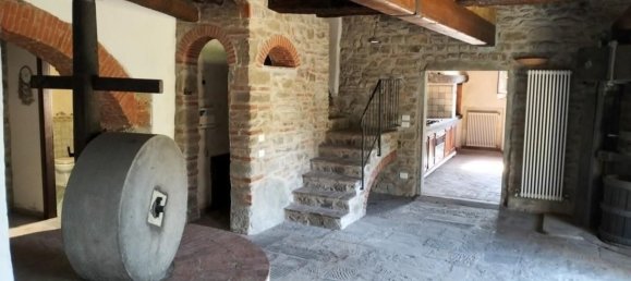 Casa de 7 habitaciónes en Carmignano, Italy No. 174315 7