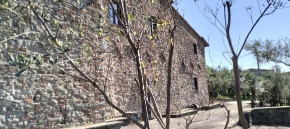 Casa de 7 habitaciónes en Carmignano, Italy No. 174315 4