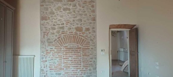 Casa de 7 habitaciónes en Carmignano, Italy No. 174315 15