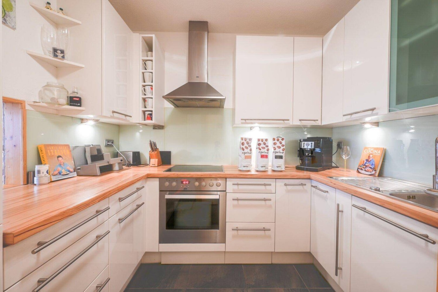 4 rooms Apartment in Schwaz, Austria No. 203712