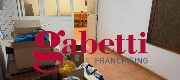 Casa de 5 habitaciónes en Caserta, Italy No. 325836 42