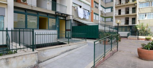 5 rooms Apartment in Palermo, Italy No. 46453 20